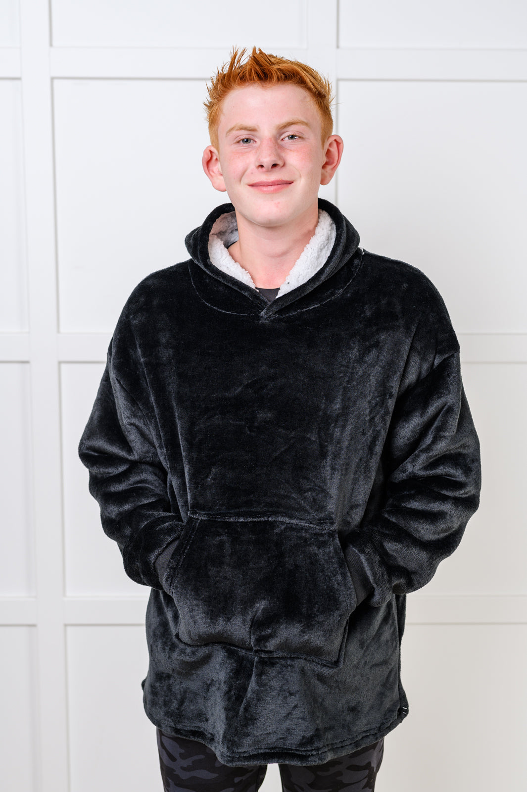 Kids Oversized Hoodie Blanket in Black